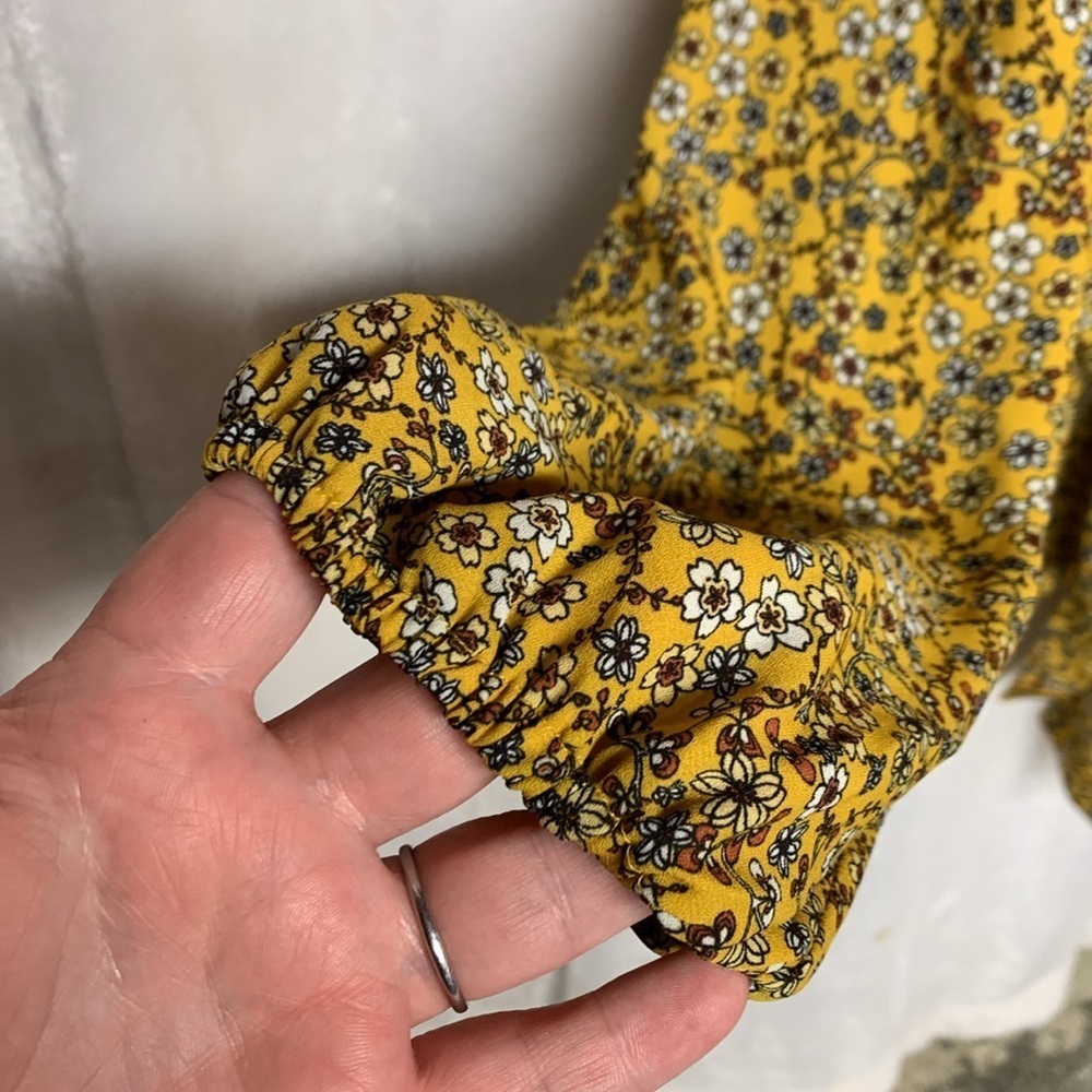 Max studio Floral Blouse - Picture 3 of 9